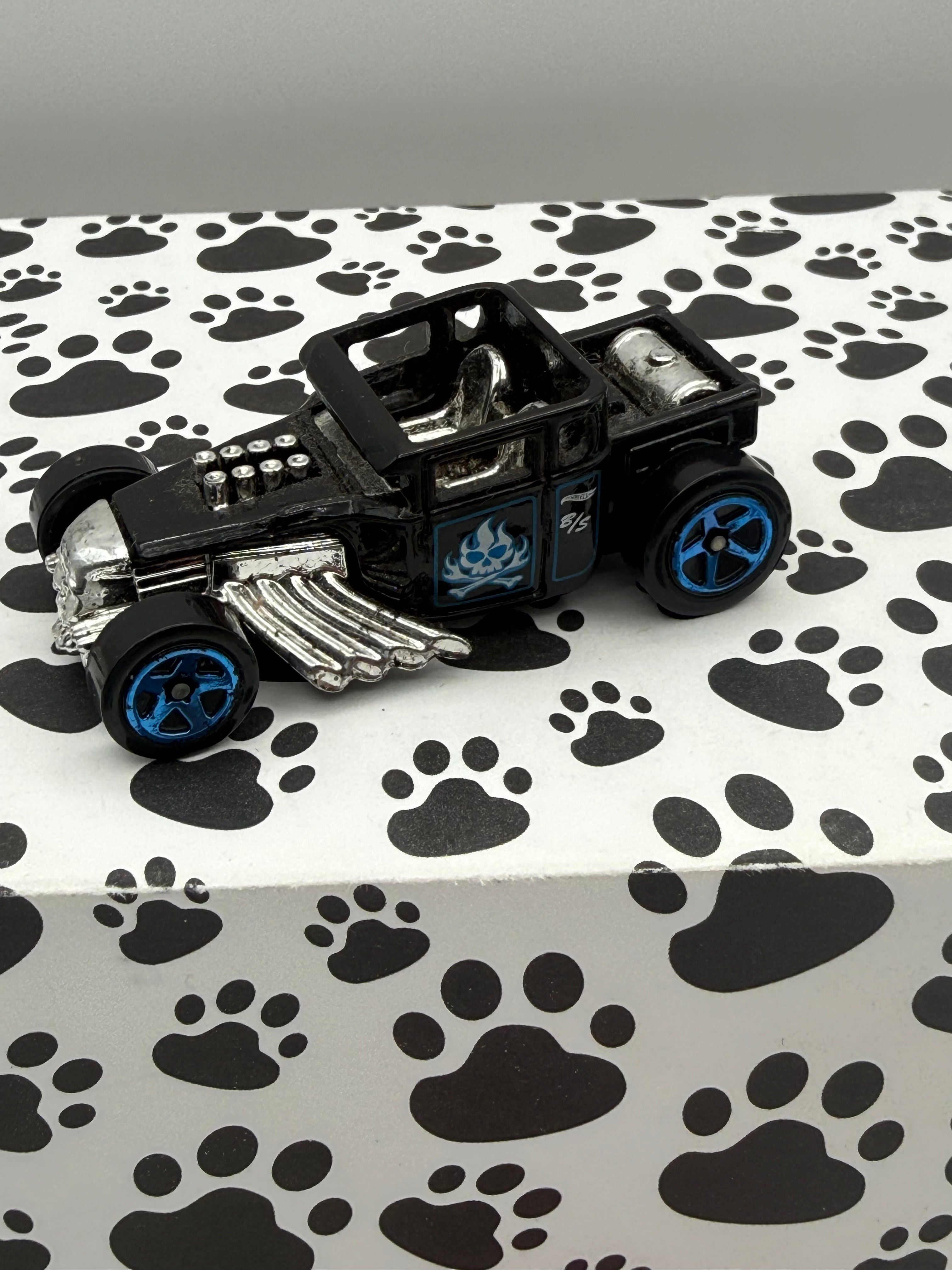 Unspun Bone Shaker Skullflames