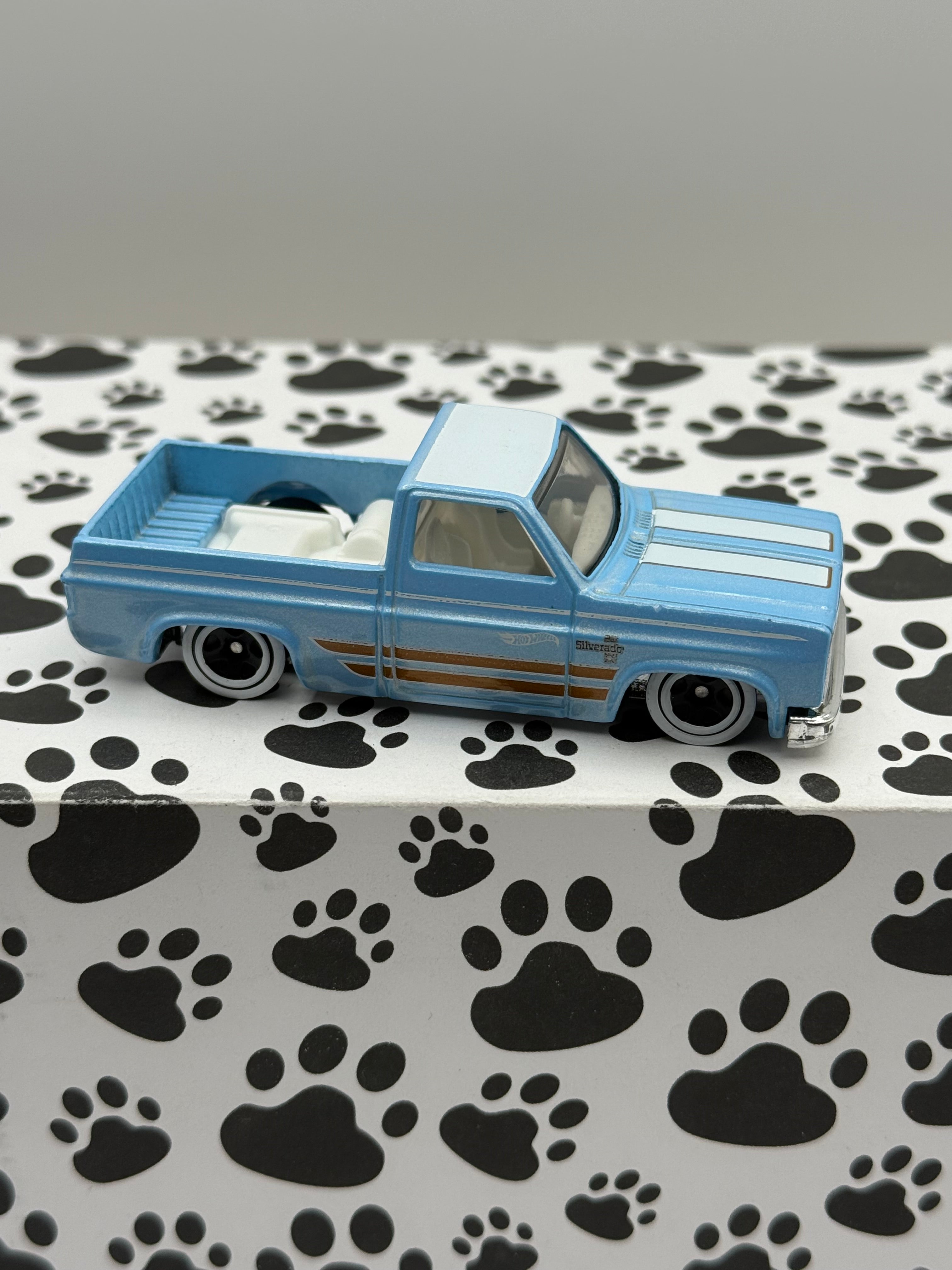 Unspun 83 Chevy Silverado Chrome Base
