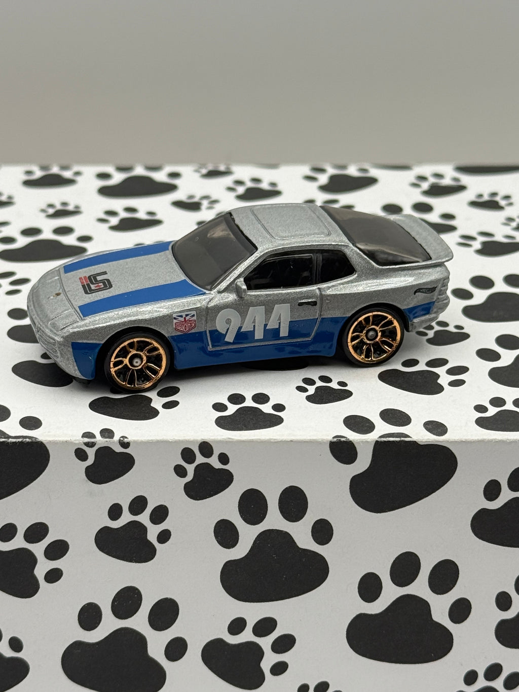 Unspun Porsche 944 Turbo Magnus Walker Urban Outlaw