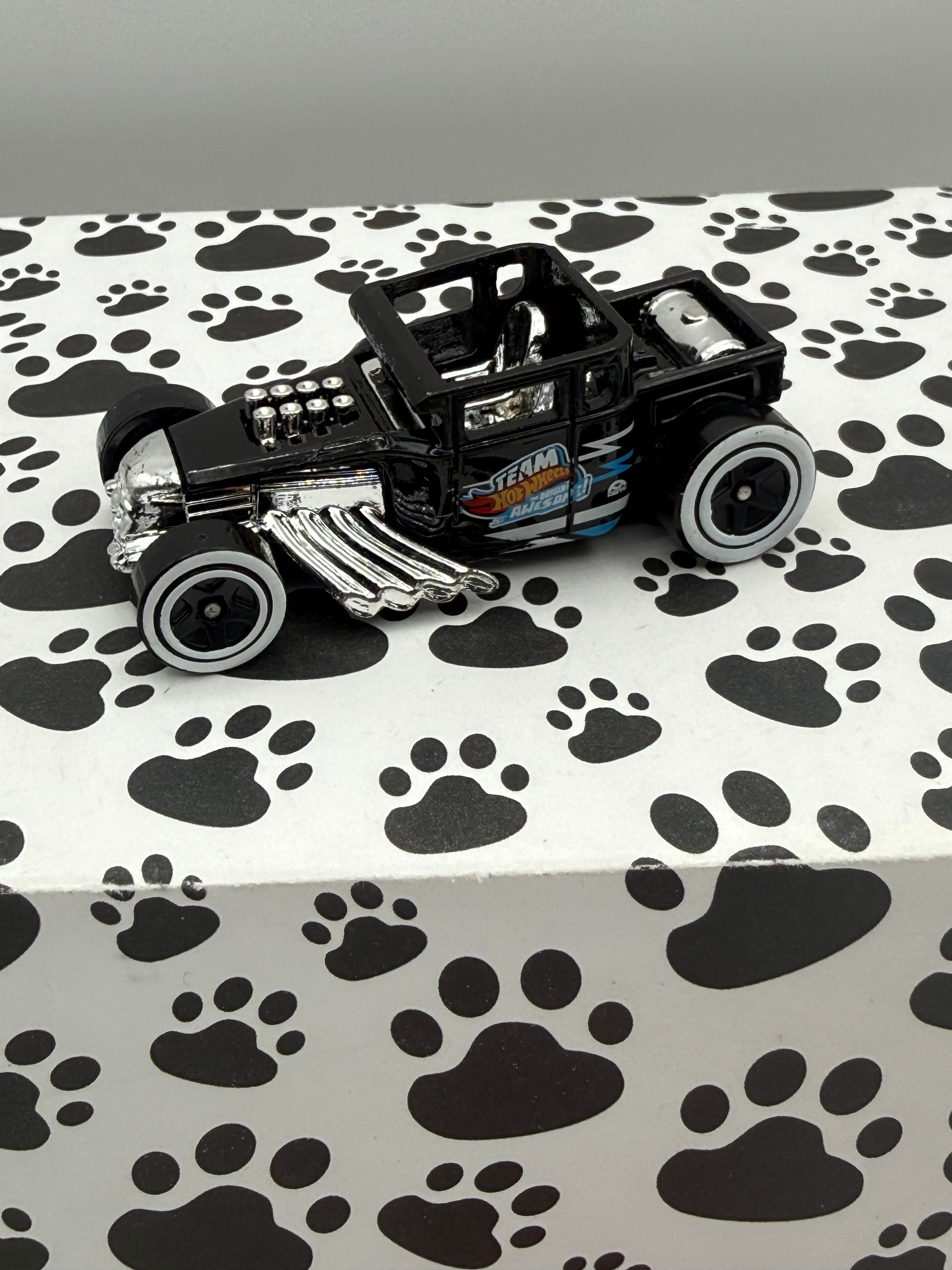 Unspun Bone Shaker 2023 Dream Garage