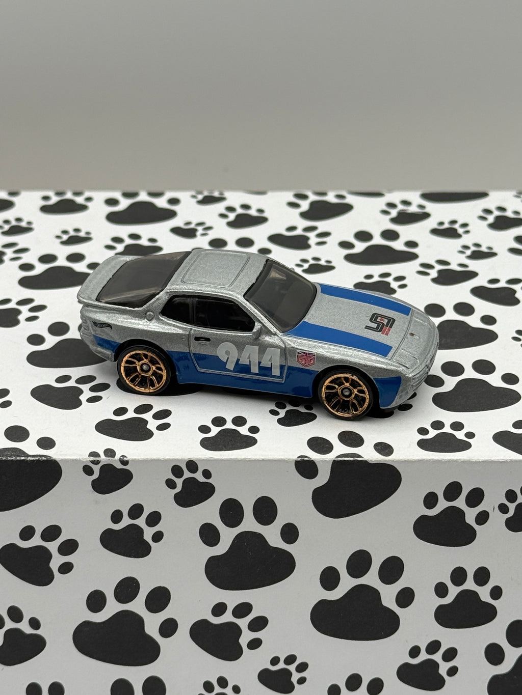 Unspun Porsche 944 Turbo Magnus Walker Urban Outlaw