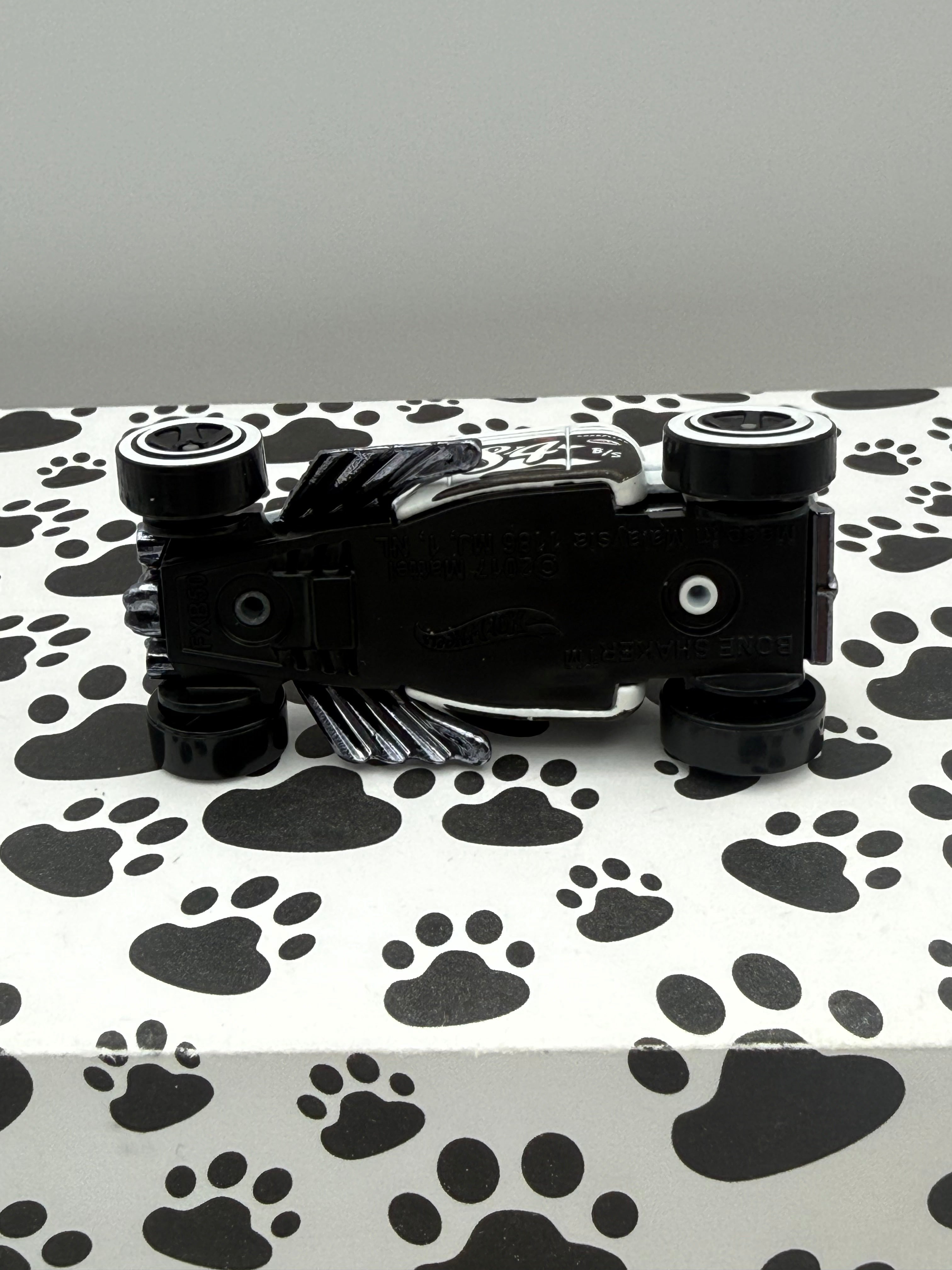 Unspun Treasure Hunt Bone Shaker