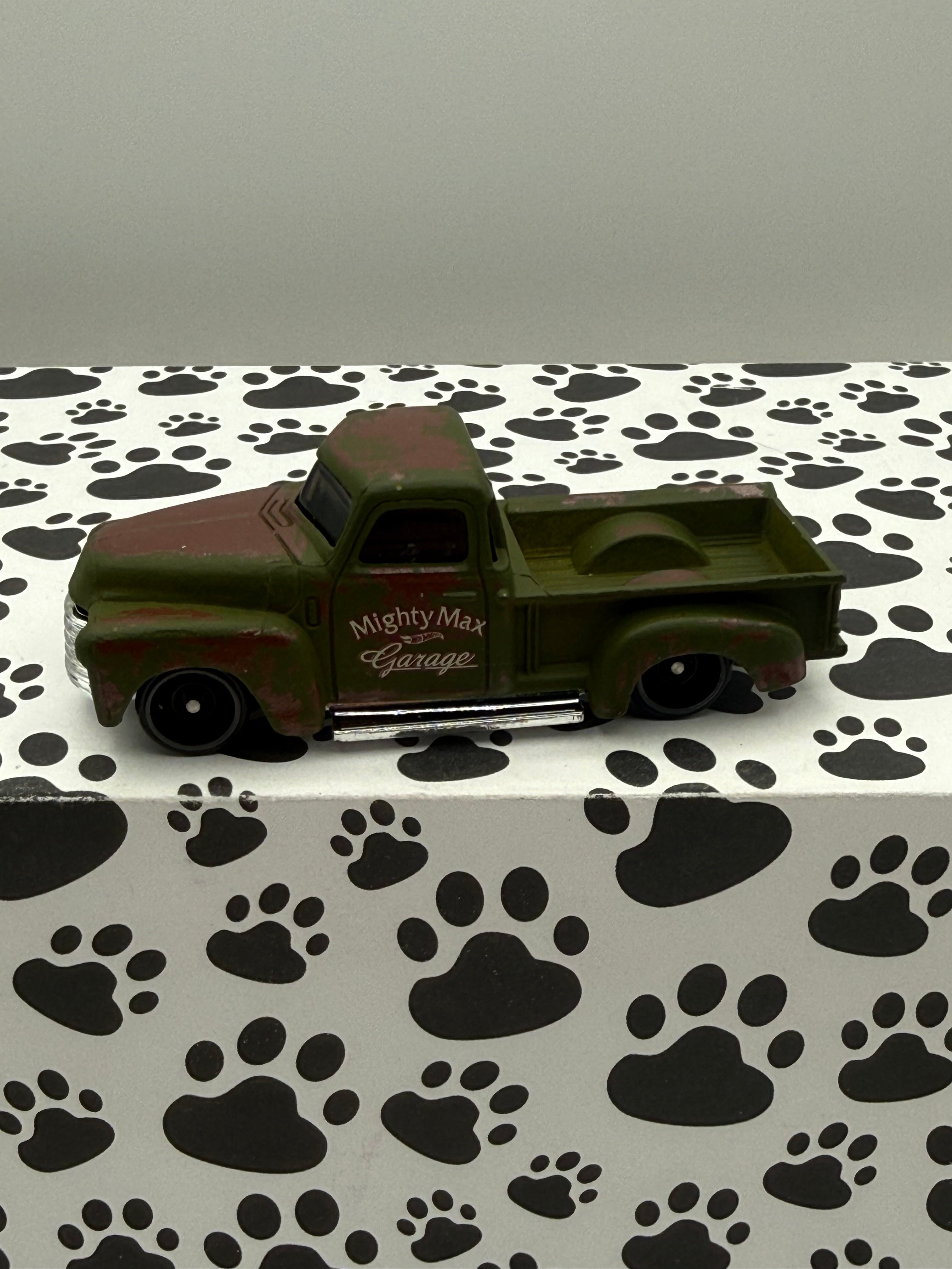 Unspun 52 Chevy Truck