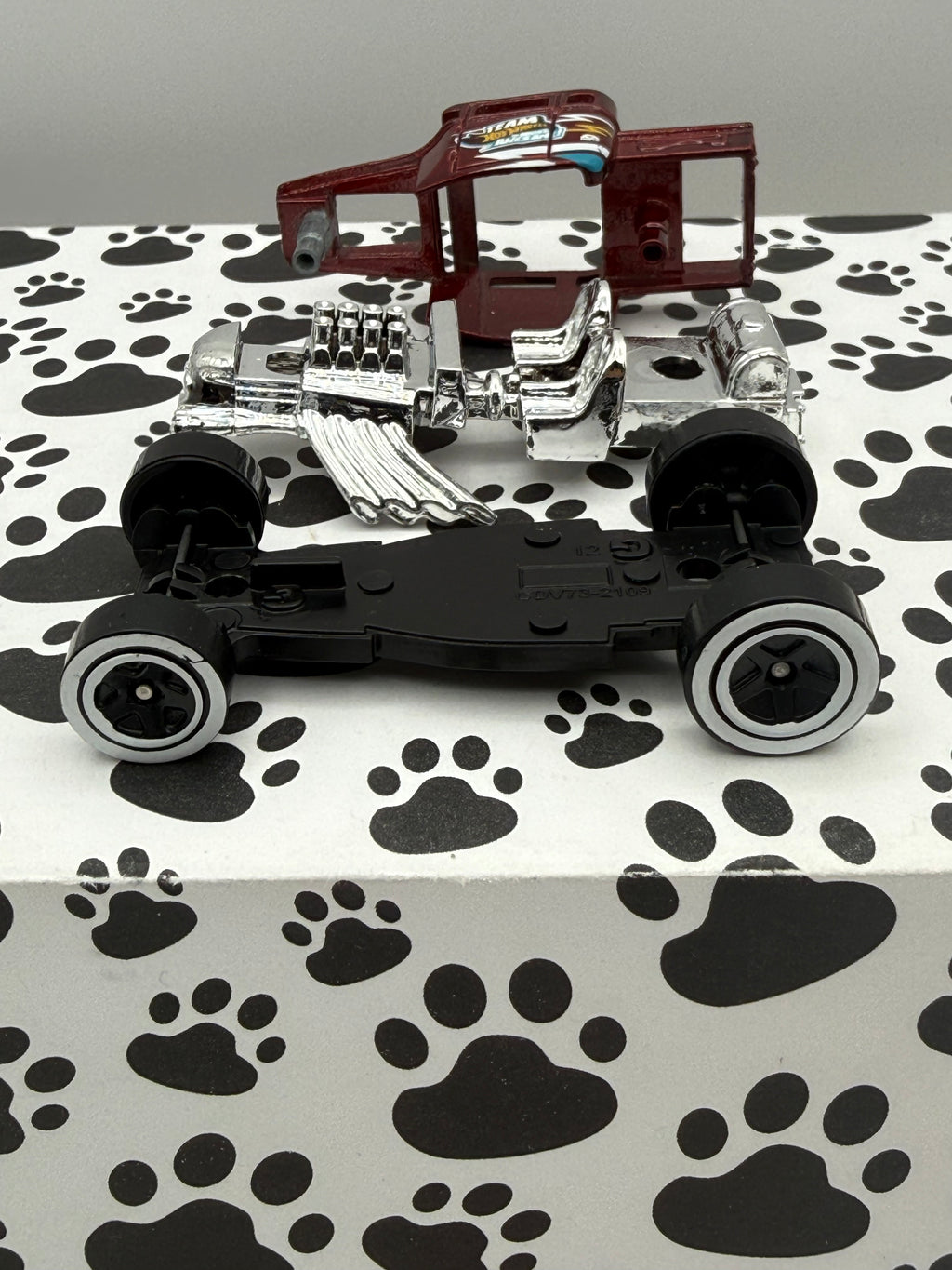 Unspun Bone Shaker 2023 Red