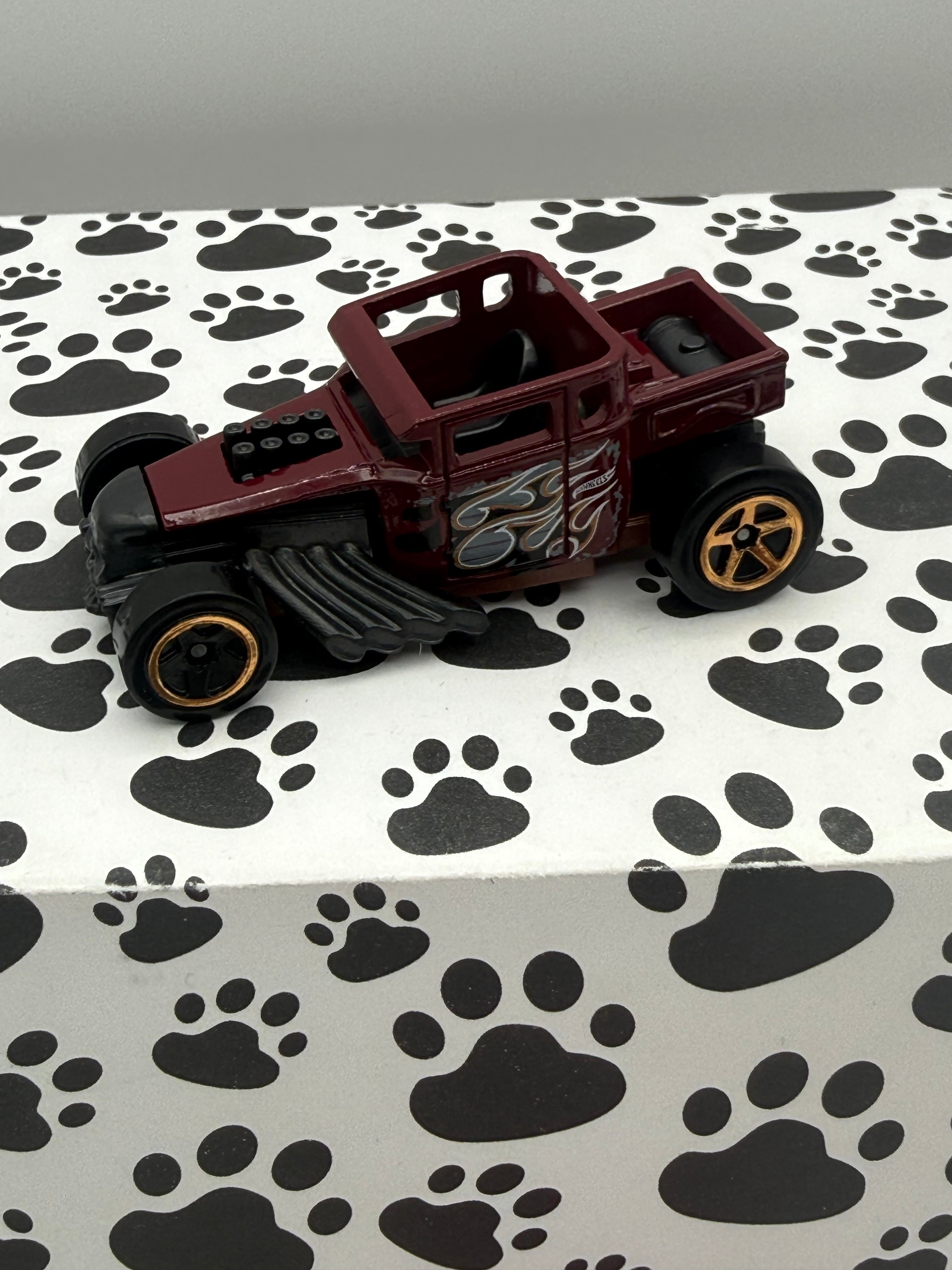Unspun Bone Shaker2026 dark red