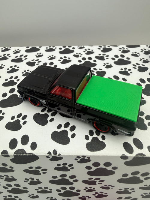 Custom 3D Printed Hot Wheels 83 Silverado bed cover Green