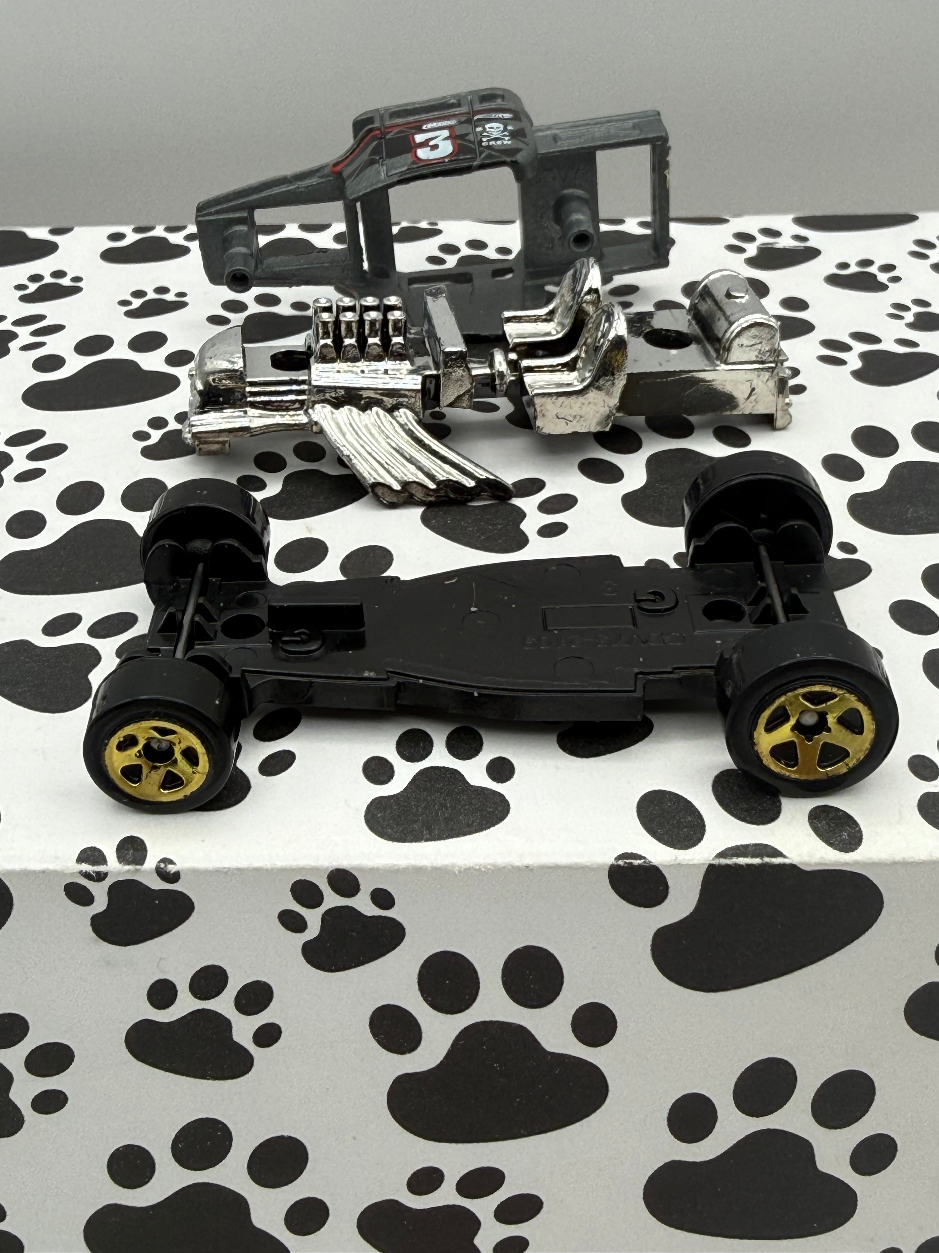 Unspun Hot Wheels Bone Shaker