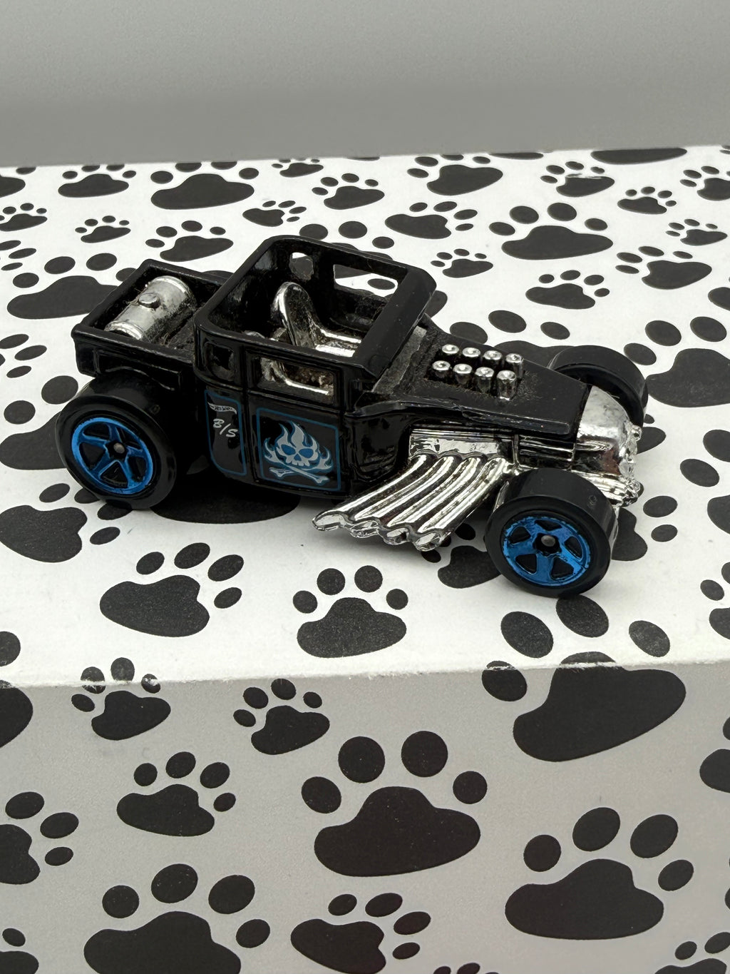 Unspun Bone Shaker Skullflames