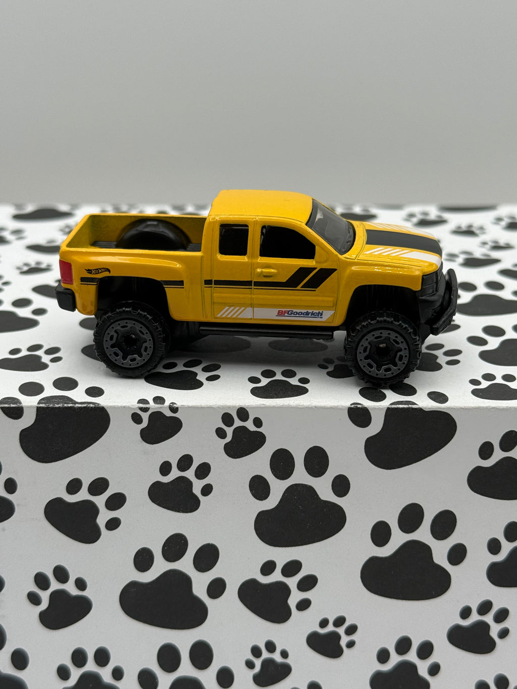 Unspun Chevy Silverado Off Road