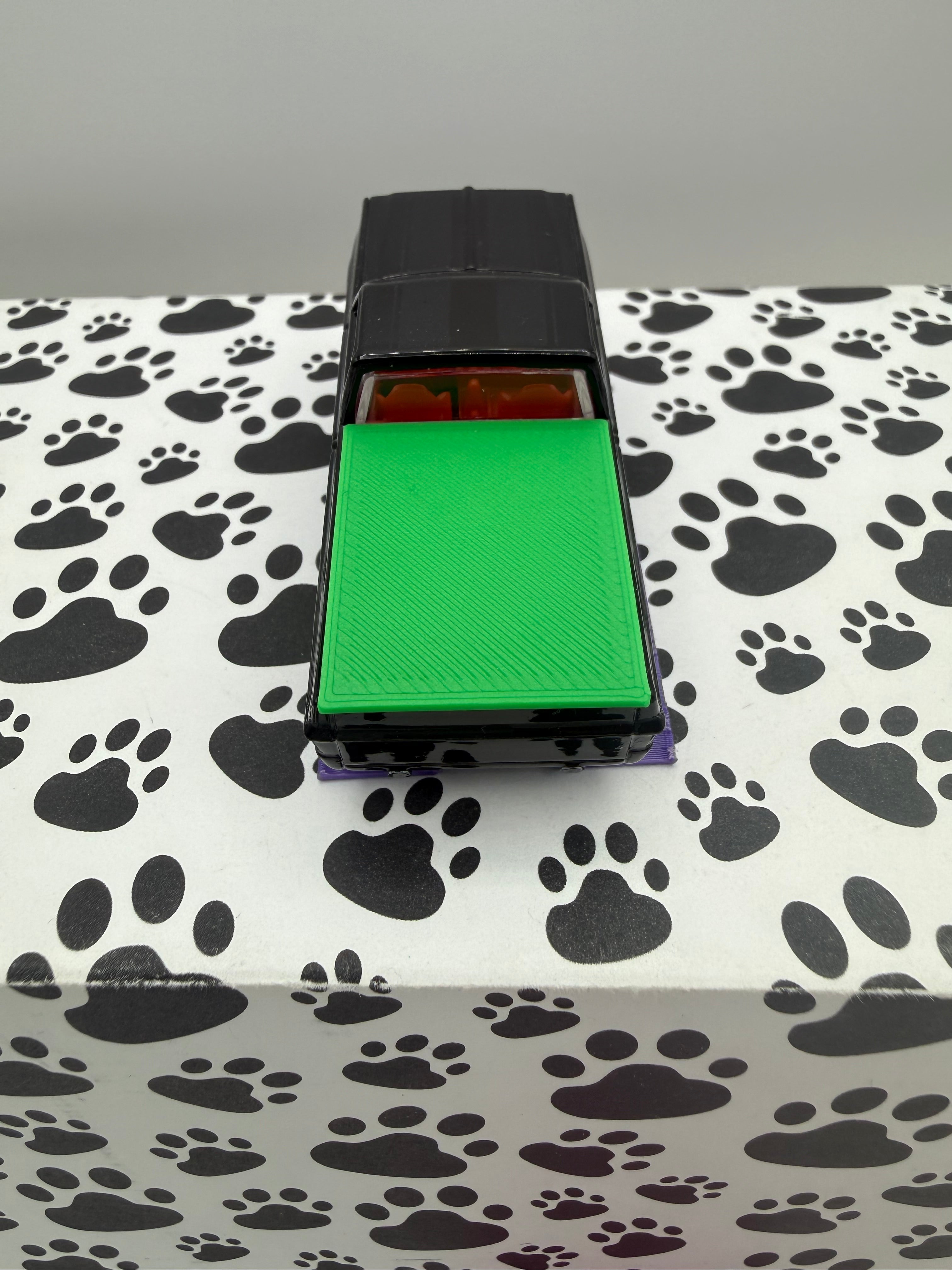 Custom 3D Printed Hot Wheels 83 Silverado bed cover Green