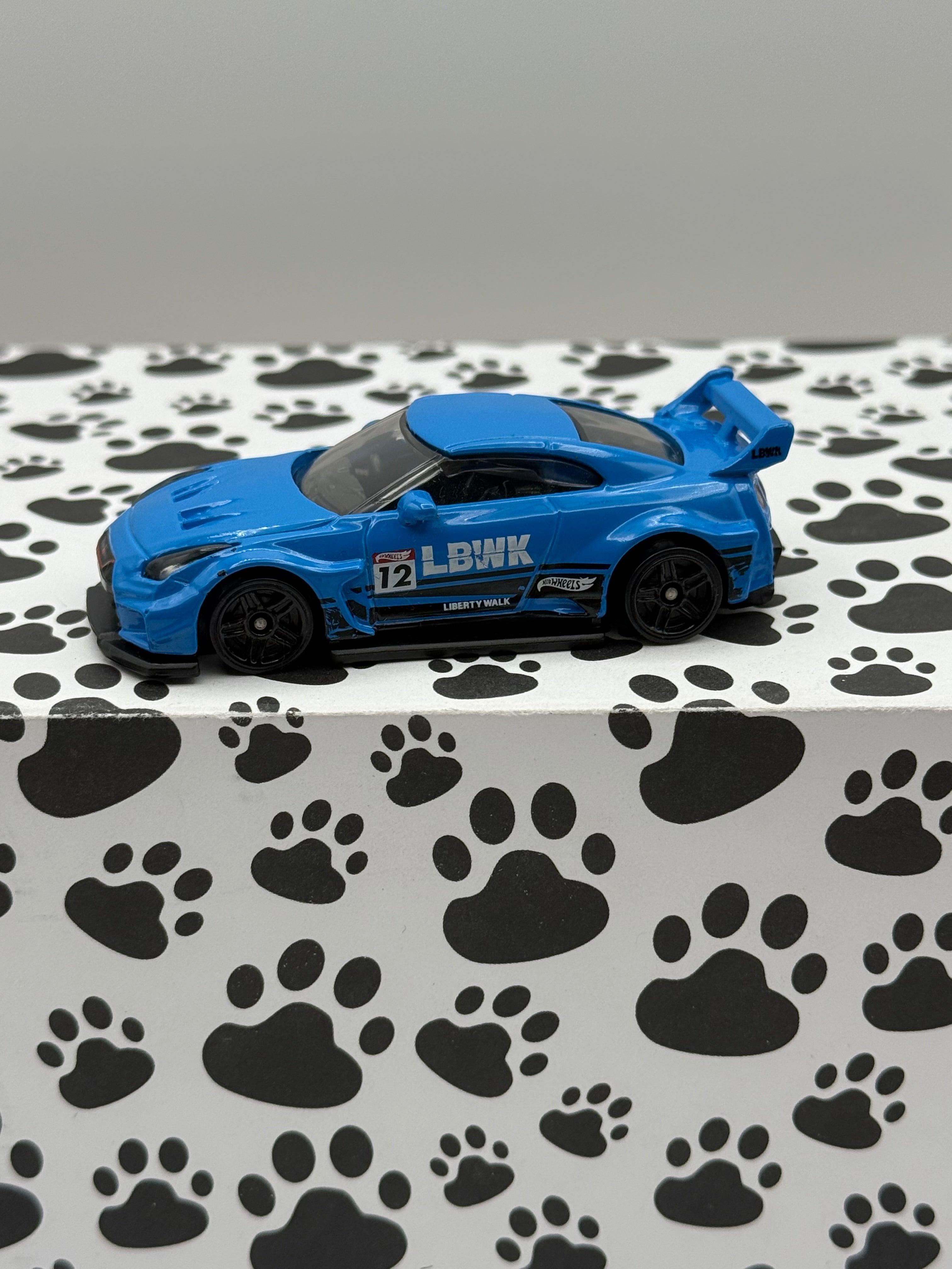 Unspun LB-Silhouette Works GT Nissan 35GT-RR Ver.2